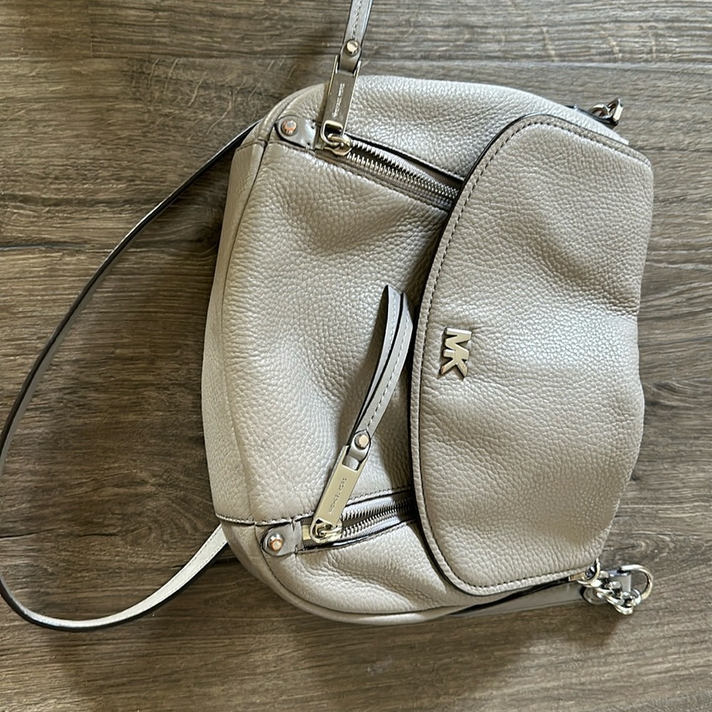 Michael kors crossbody bags